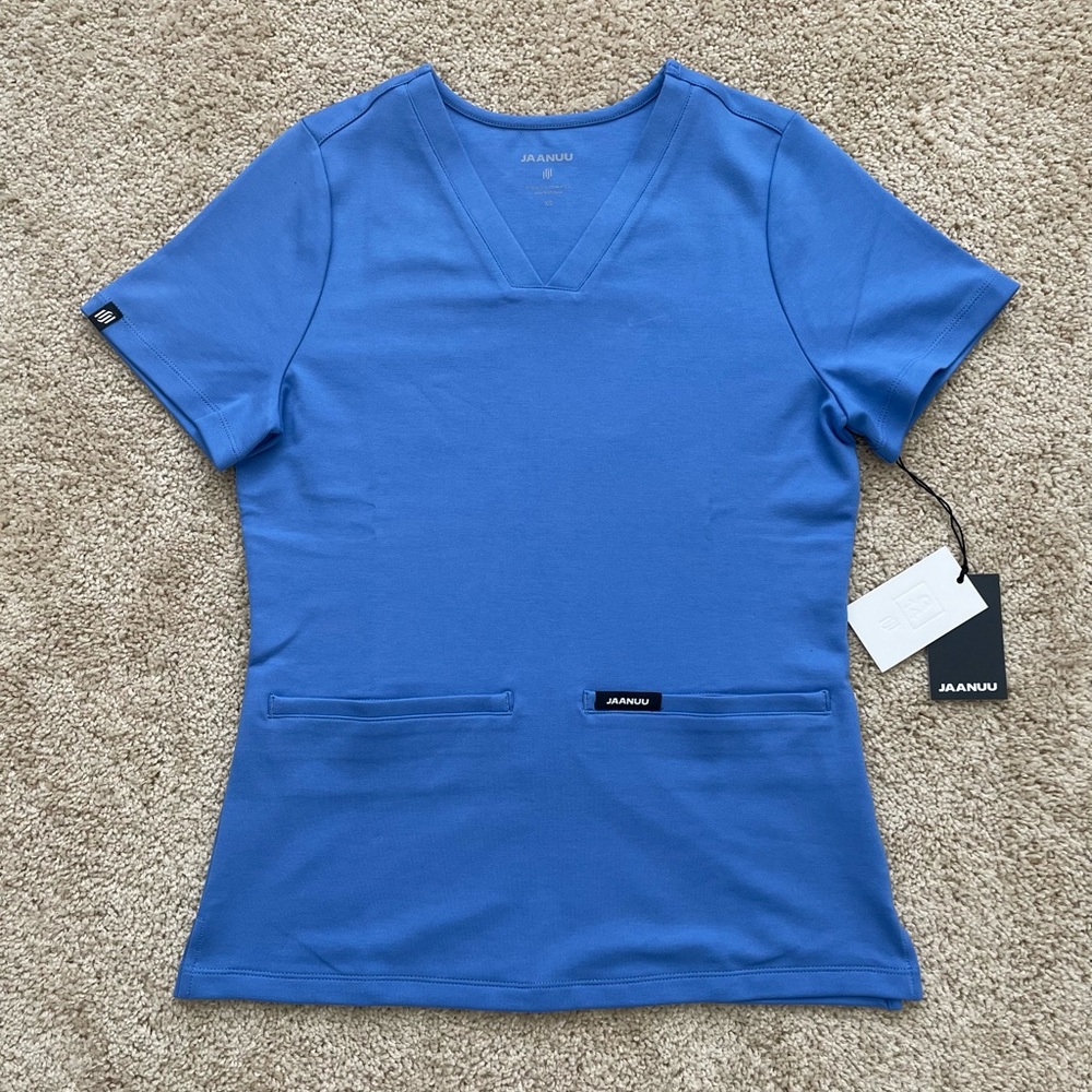 Scrub top